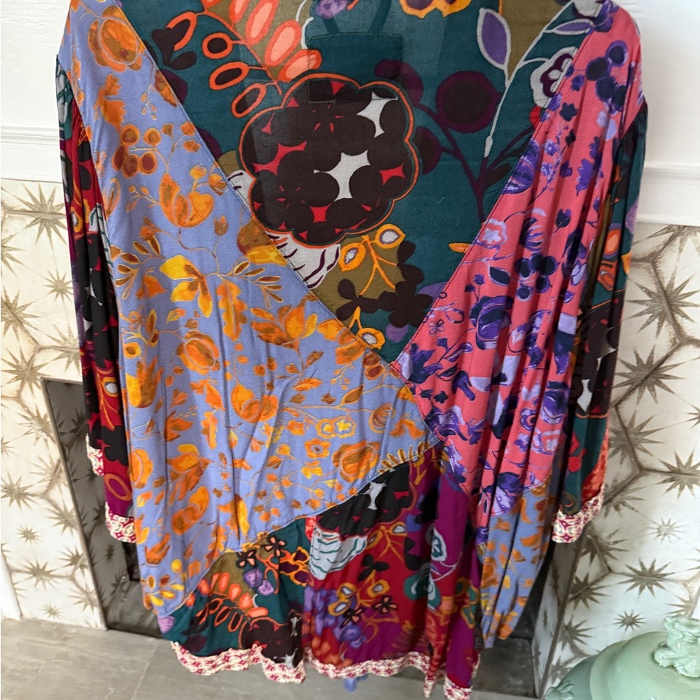 Anthropologie Multicolor Floral Kimono - Picture 2 of 3